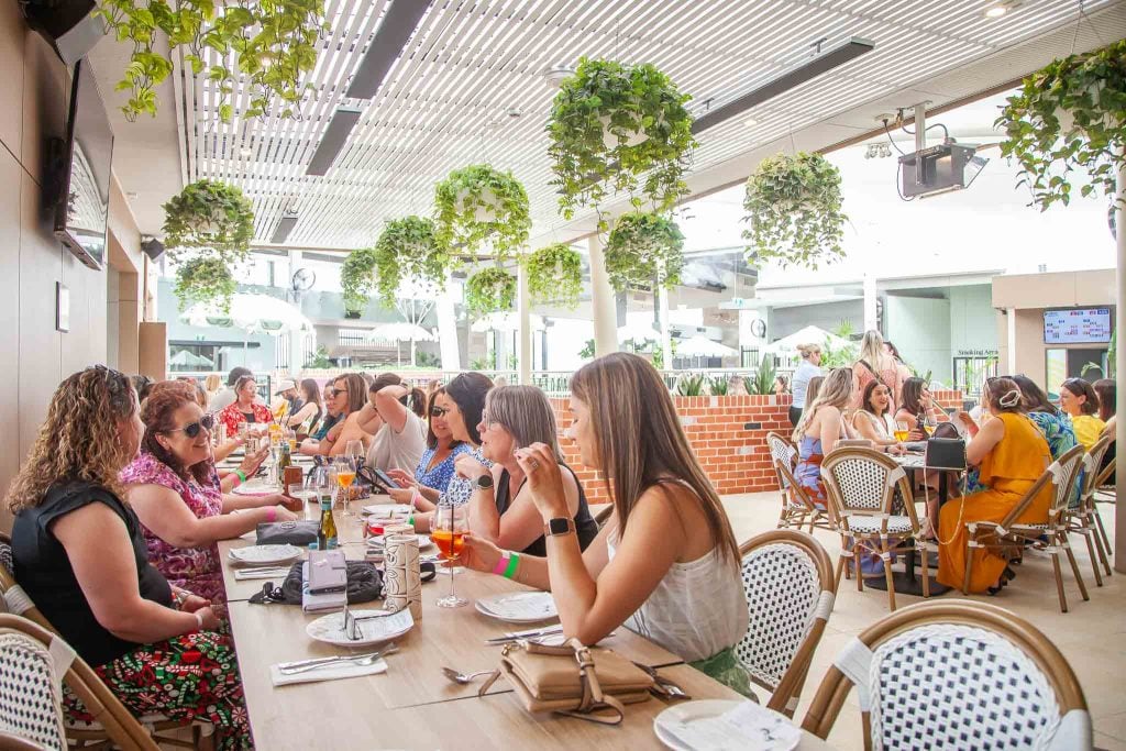 Bottomless Lunches at the Leagues &raquo;